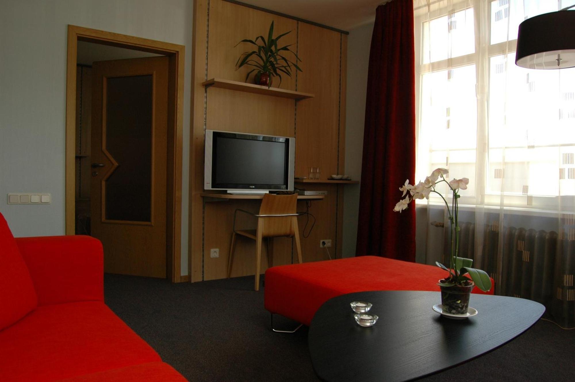 Cafe Hotel Rudzons Madona Exteriér fotografie
